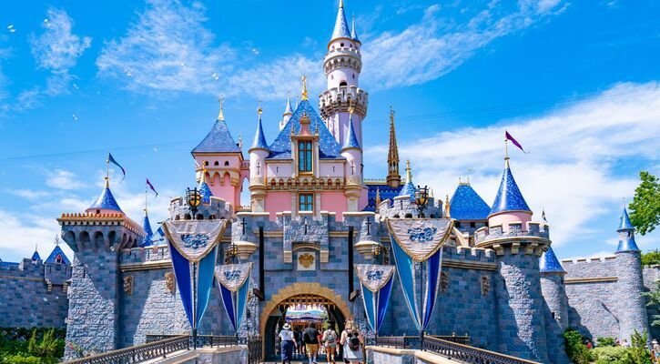 Paris & Disneyland Turu THY İle 4 Gece Ekstra Turlar Dahil 29 Ekim Özel (İ0205)